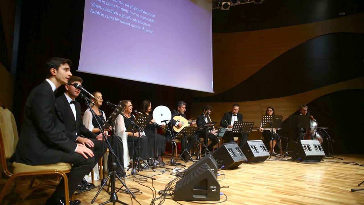 Azerbaycan'da Türk Sanat Müziği Coşkusu