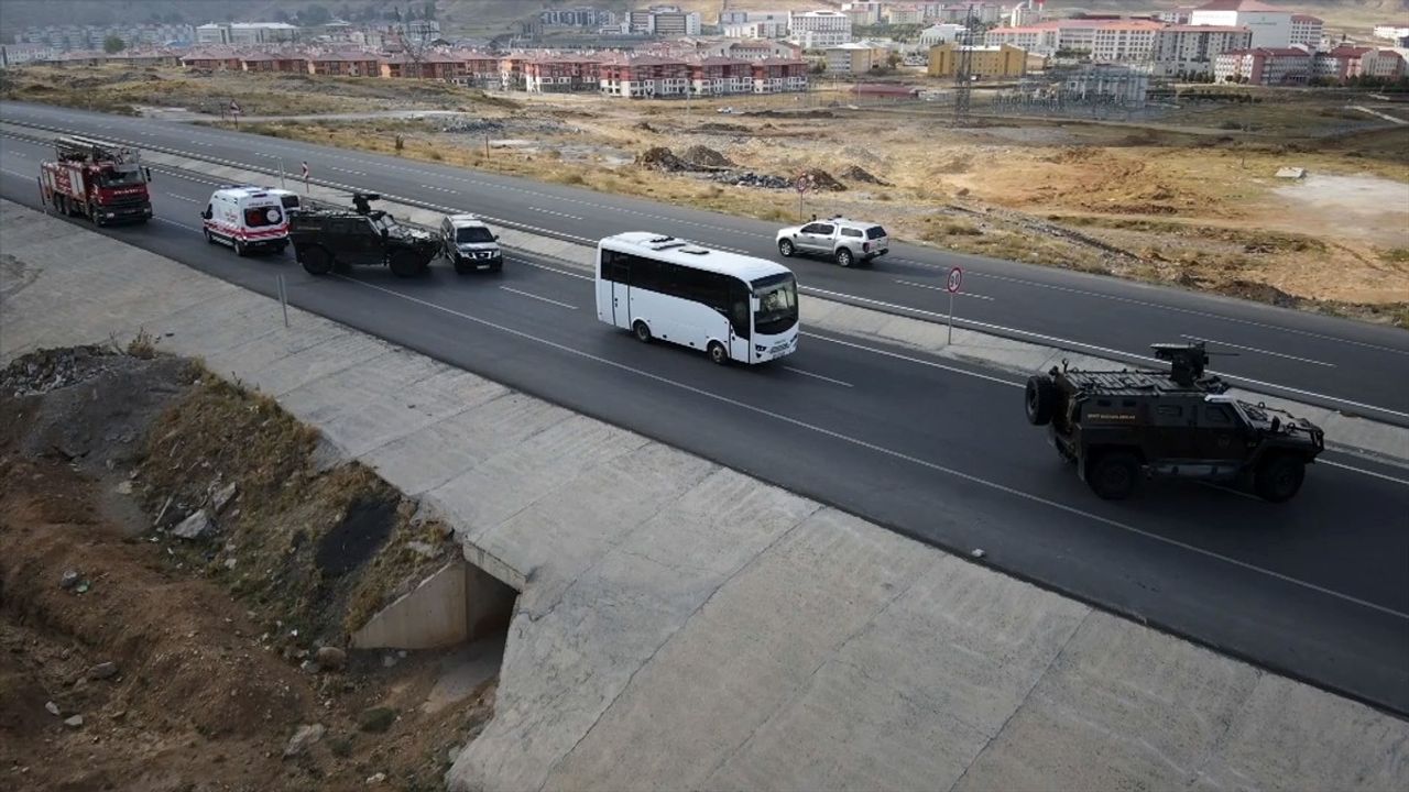 Bitlis'te PÖH Timlerinden Gerçeği Aratmayan Tatbikat