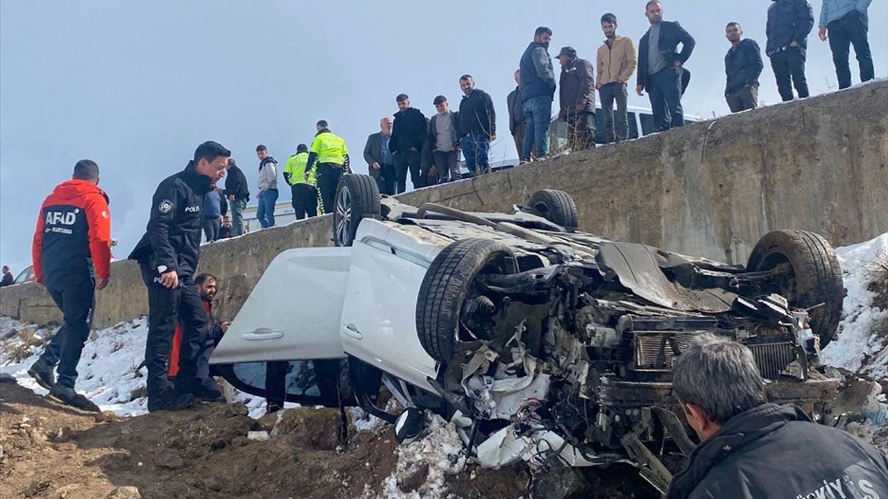 Bitlis'te Trafik Kazası: Yaya Hayatını Kaybetti