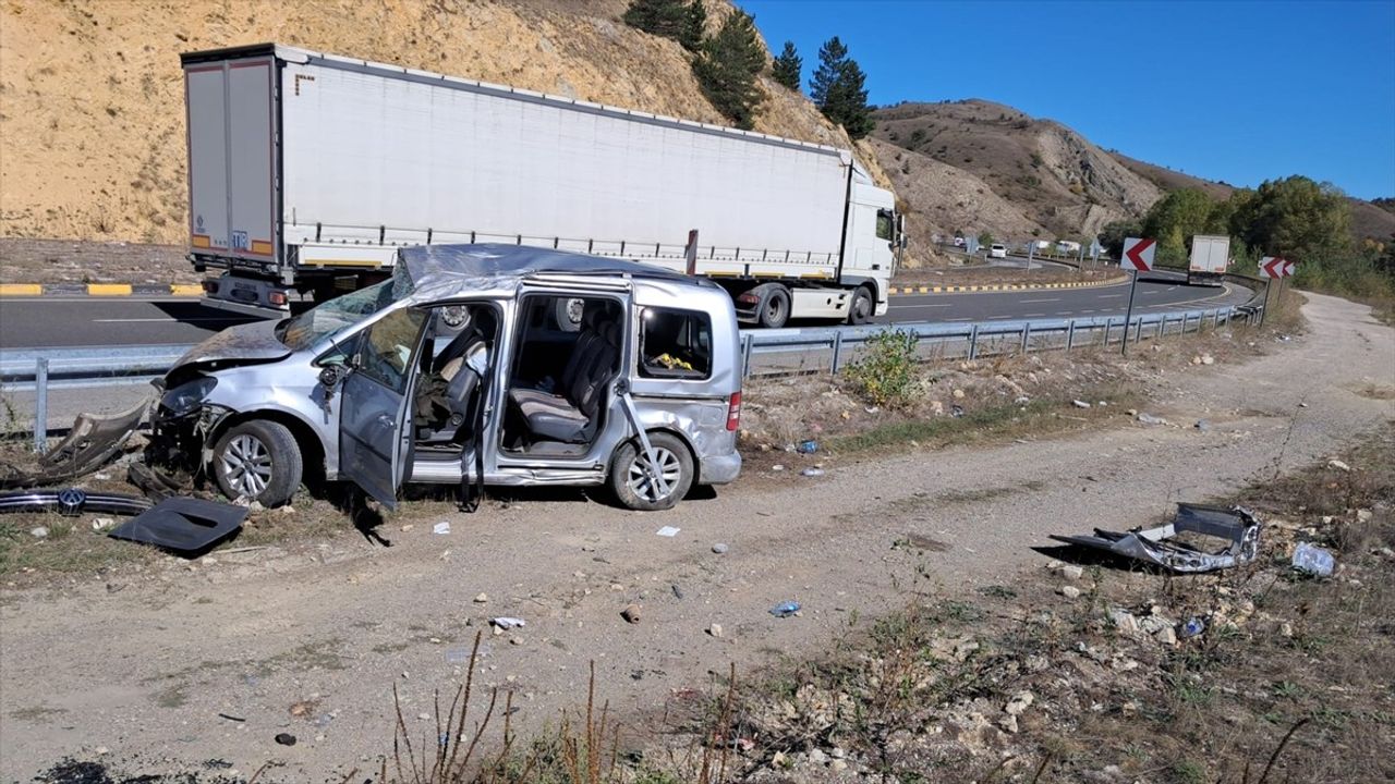 Çankırı'da Trafik Kazası: 5 Yaralı