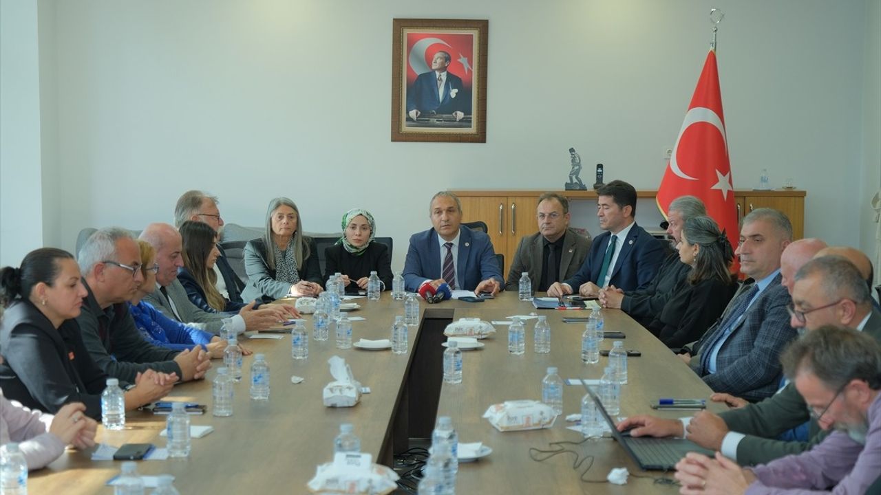 CHP'den Eğitime Yatırım Çağrısı