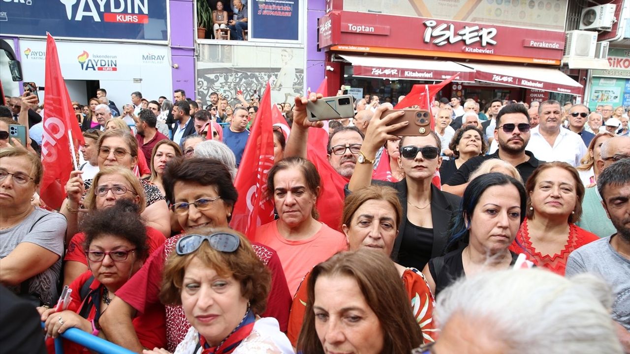 CHP Genel Başkanı Özel, İskenderun'da Sığınmacı Sorununa Dikkat Çekti