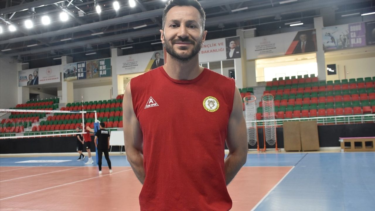 Cizre Belediyespor Voleybol Takımı Play-Off Hedefiyle Yeni Sezona Başlıyor