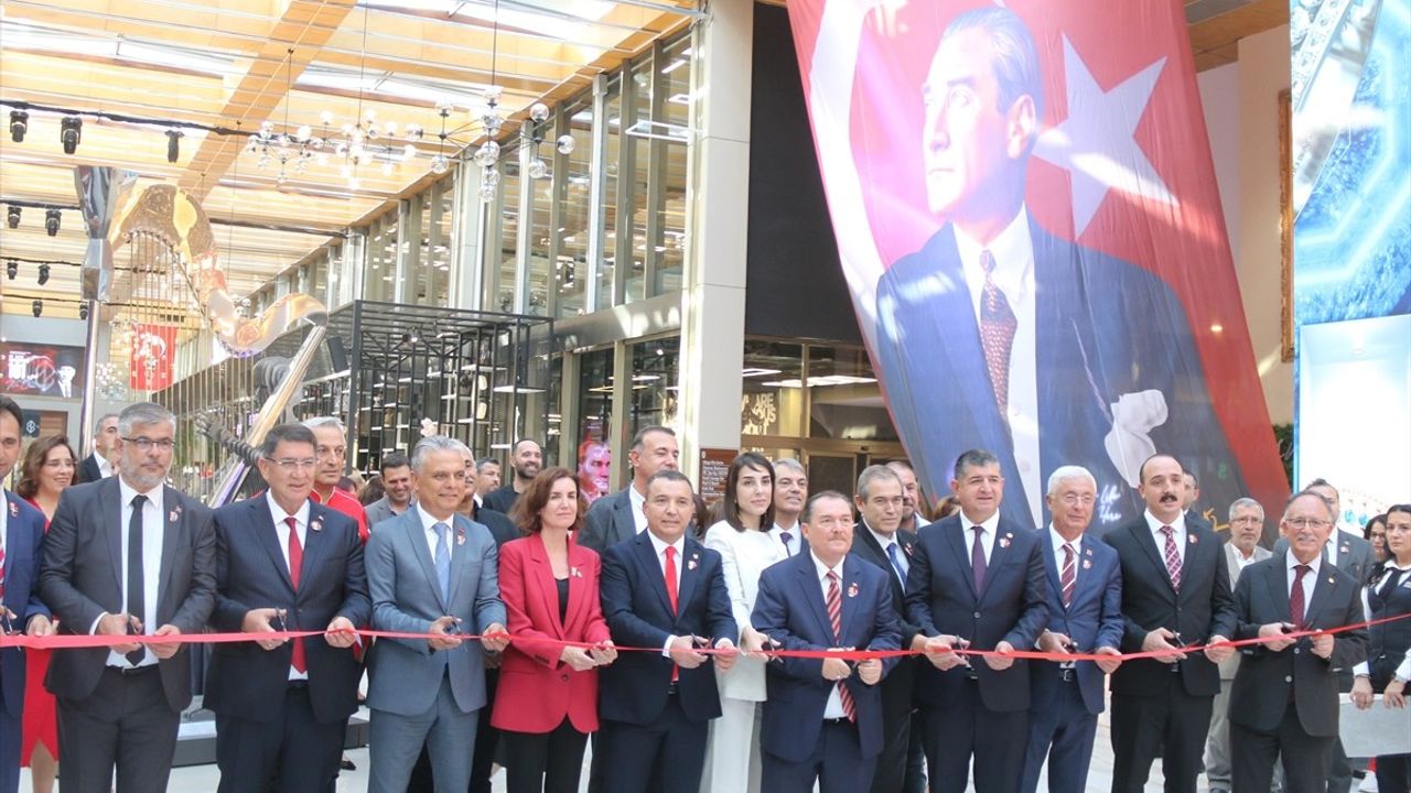 Cumhuriyet'in 101. Yılına Özel Gazete ve Fotoğraf Sergisi