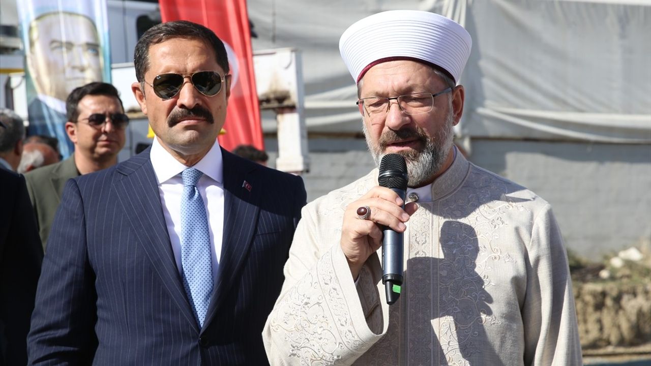 Diyanet İşleri Başkanı Ali Erbaş Hatay'da Açılış ve Temel Atma Törenine Katıldı