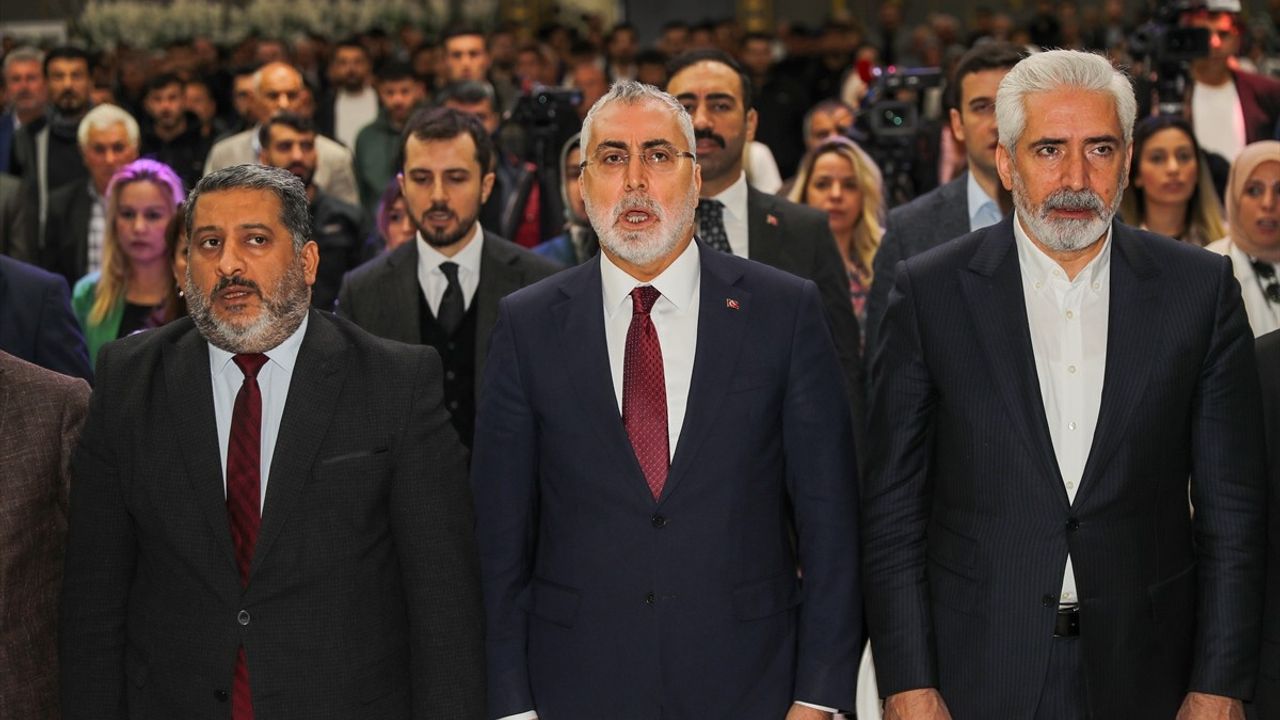 Diyarbakır'da AK Parti Sur İlçe Kongresi'nde Birlik Vurgusu