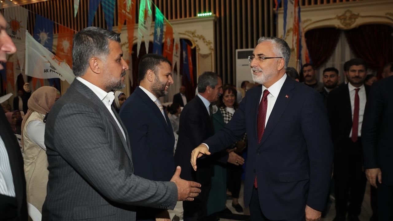 Diyarbakır'da AK Parti Yenişehir İlçe Kongresi Gerçekleşti