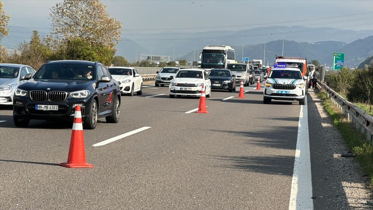 Düzce'de Zincirleme trafik kazası: 4 yaralı