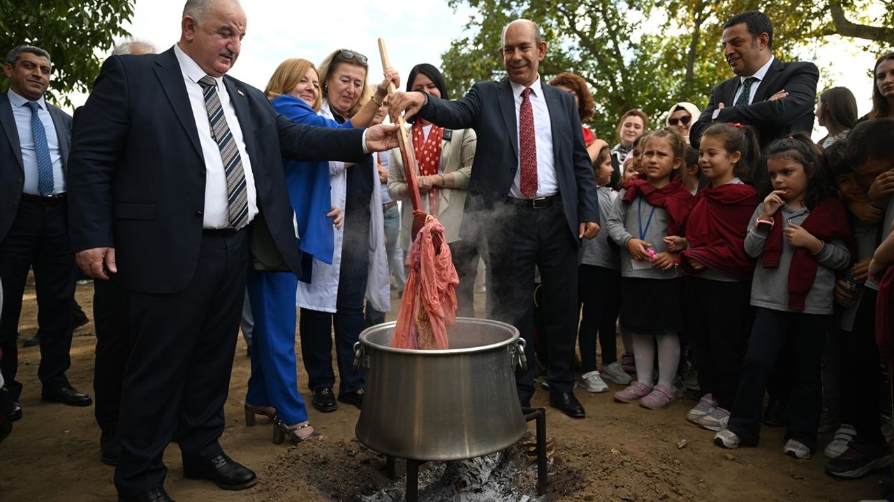 Edirne Kırmızısı İçin Hasat Etkinliği Düzenlendi