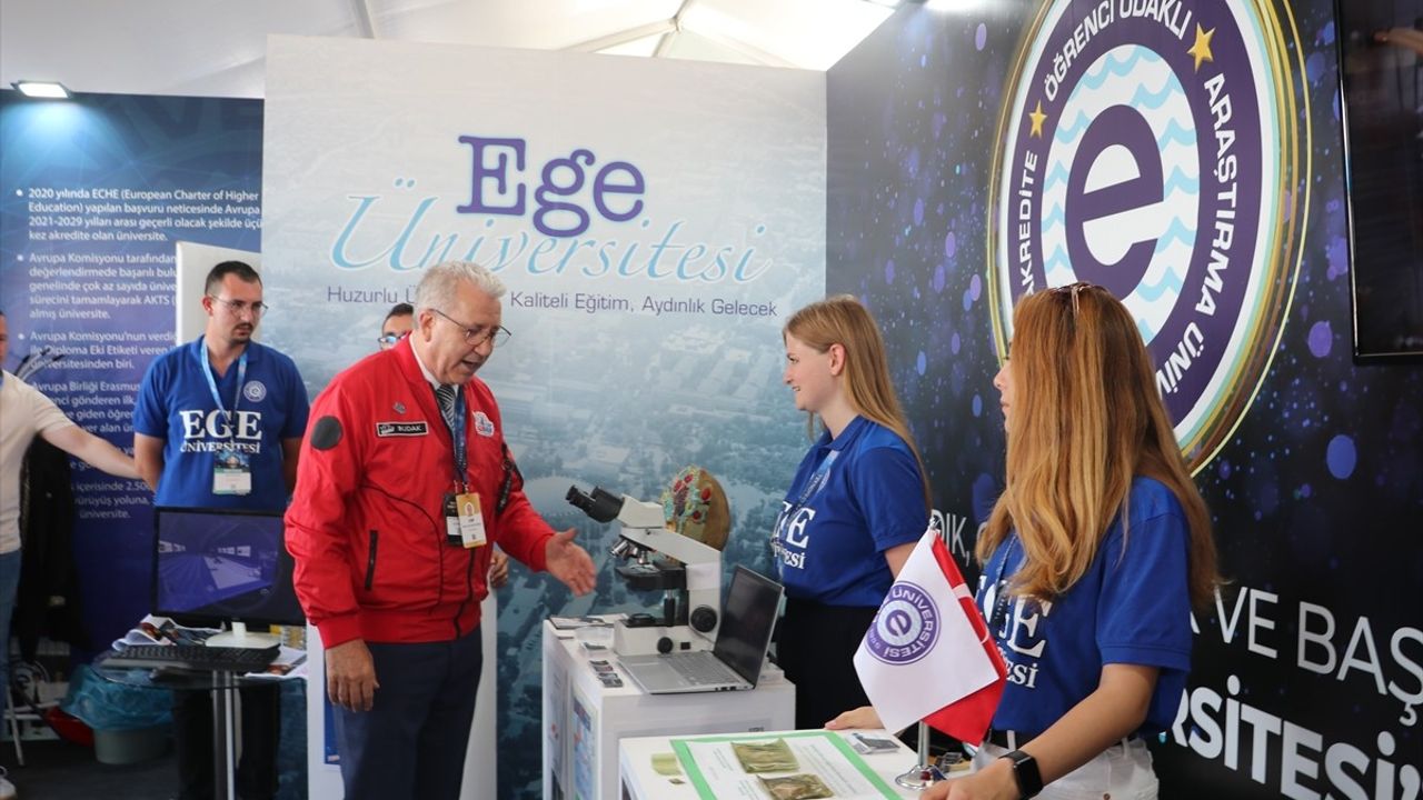 Ege Üniversitesi Rektörü Prof. Dr. Budak, TEKNOFEST Adana'da