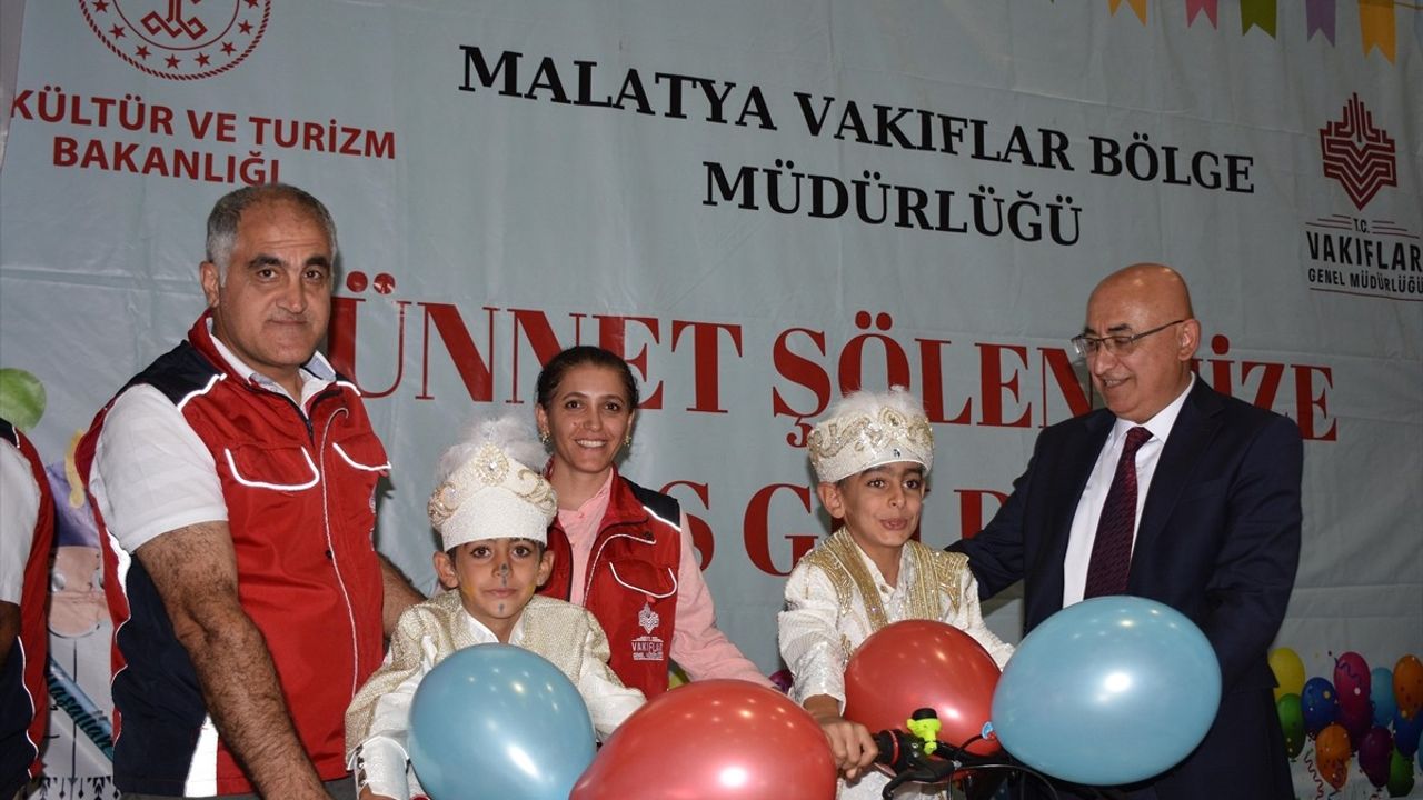 Elazığ'da Toplu Sünnet Şöleni Gerçekleşti