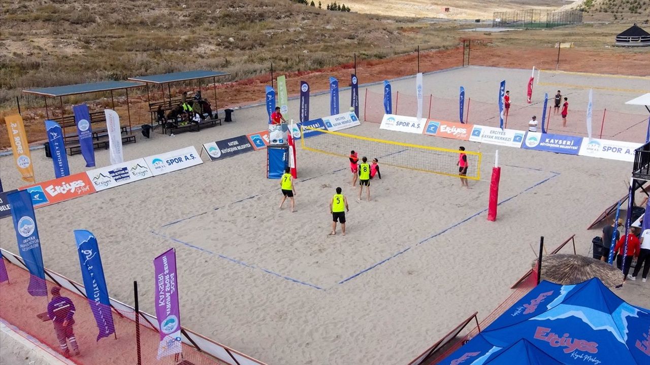 Erciyes'te Plaj Voleybolu Turnuvası Tamamlandı