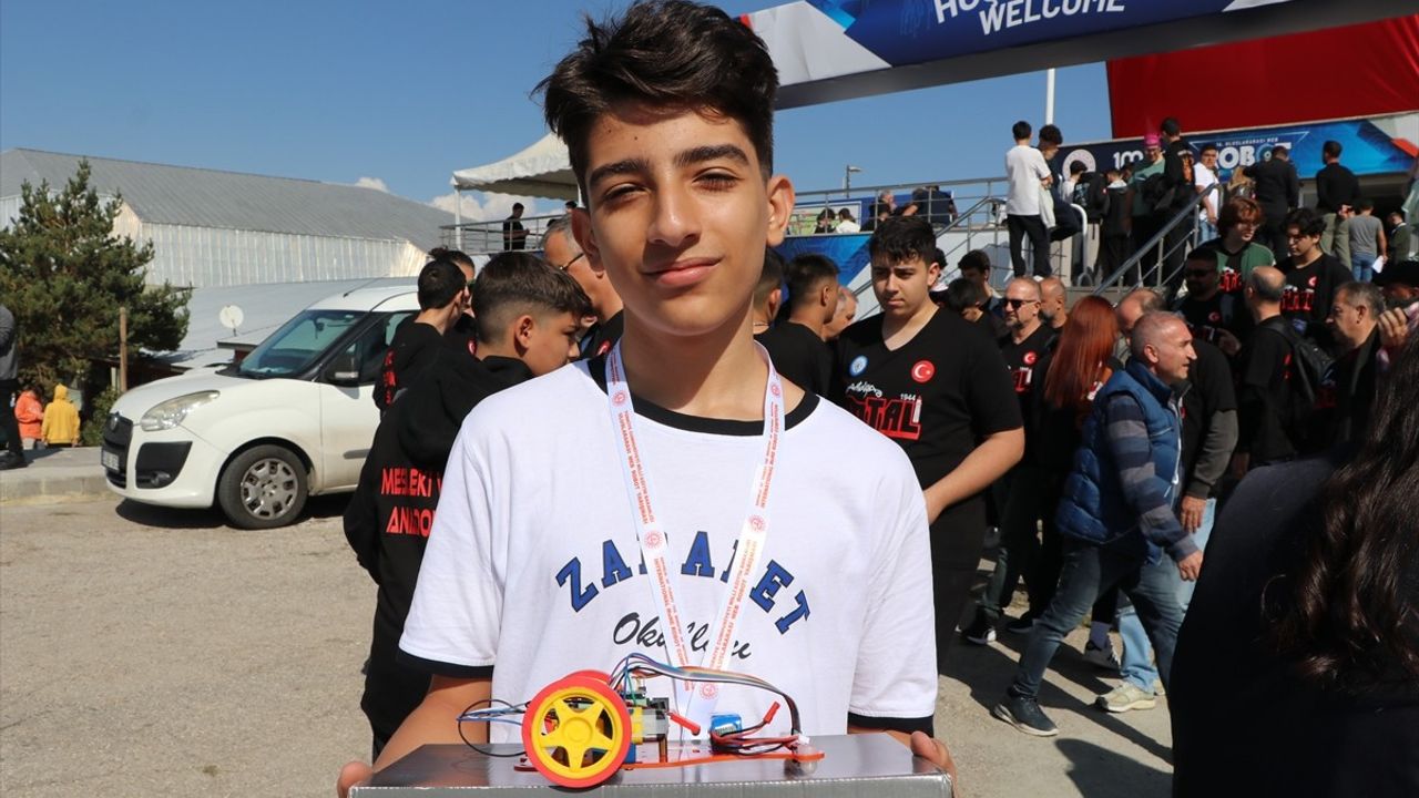 Erzurum'da 16. Uluslararası Robot Yarışması Başlıyor