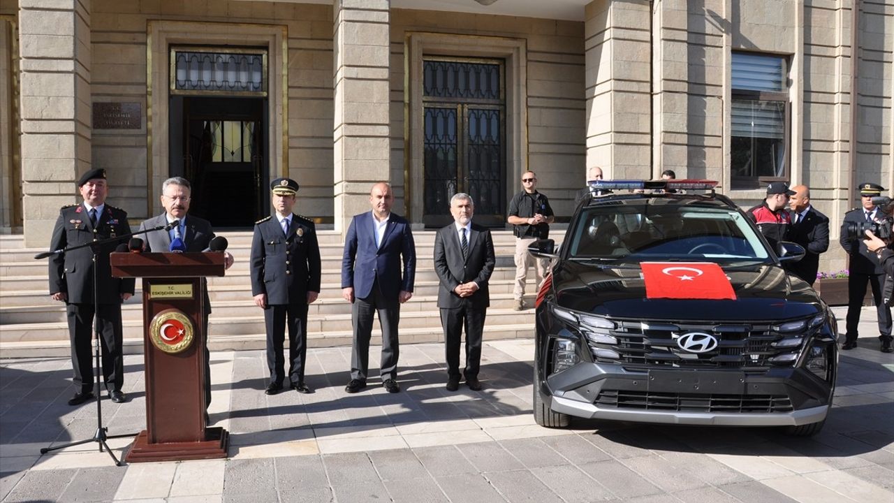 Eskişehir'e Yeni Araç Takviyesi: 88 Araç Emniyet ve Jandarmaya Tahsis Edildi