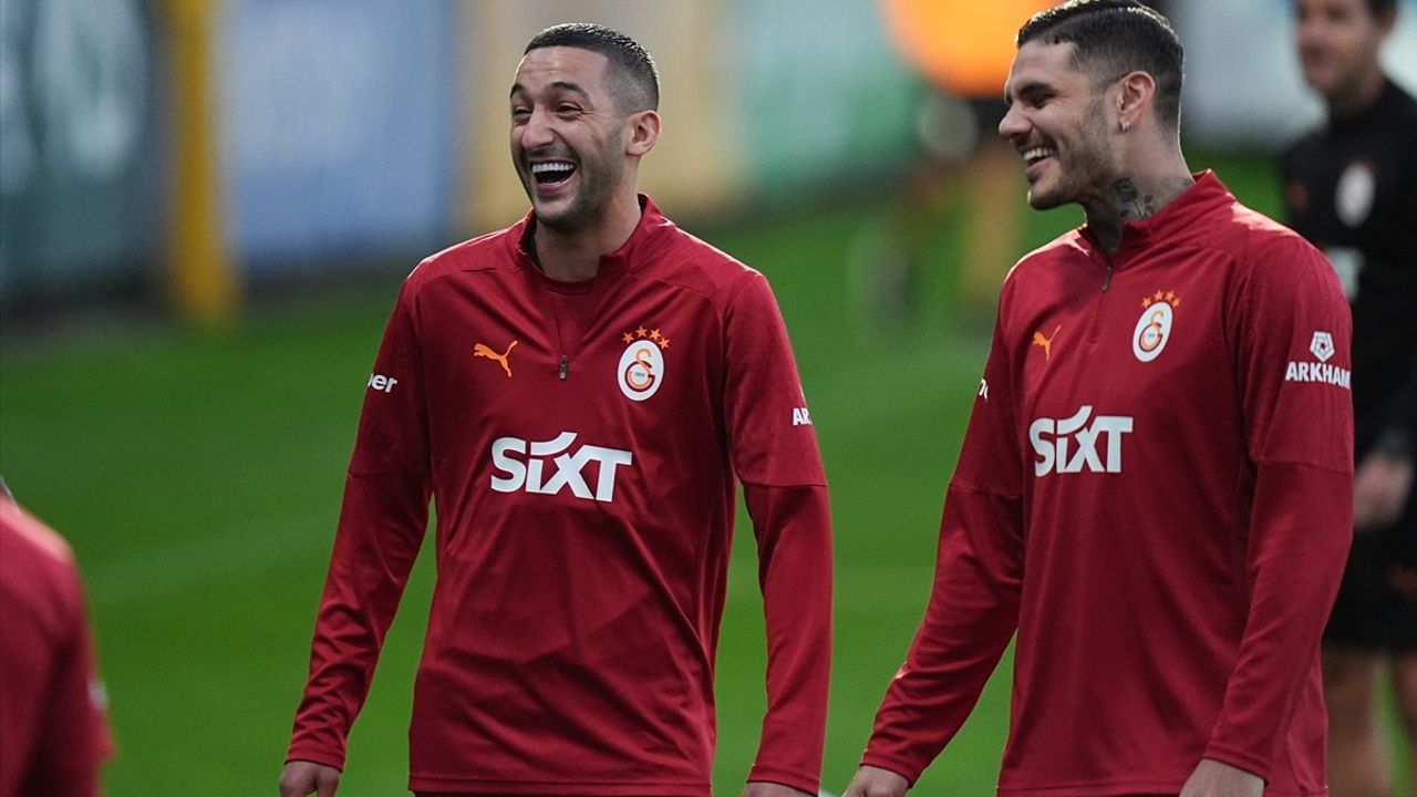 Galatasaray Antalyaspor Maçı İçin Hazırlıklarını Sürdürüyor