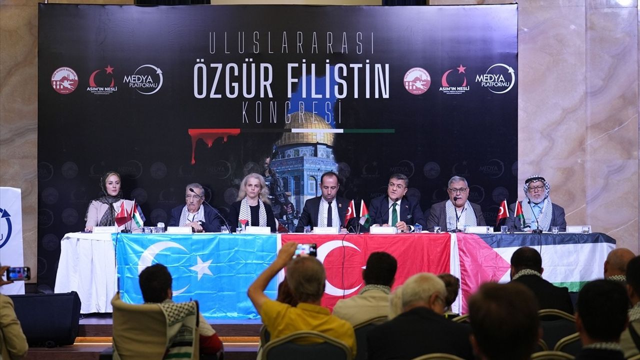 İstanbul'da Uluslararası Özgür Filistin Kongresi'nde Direniş Vurgusu