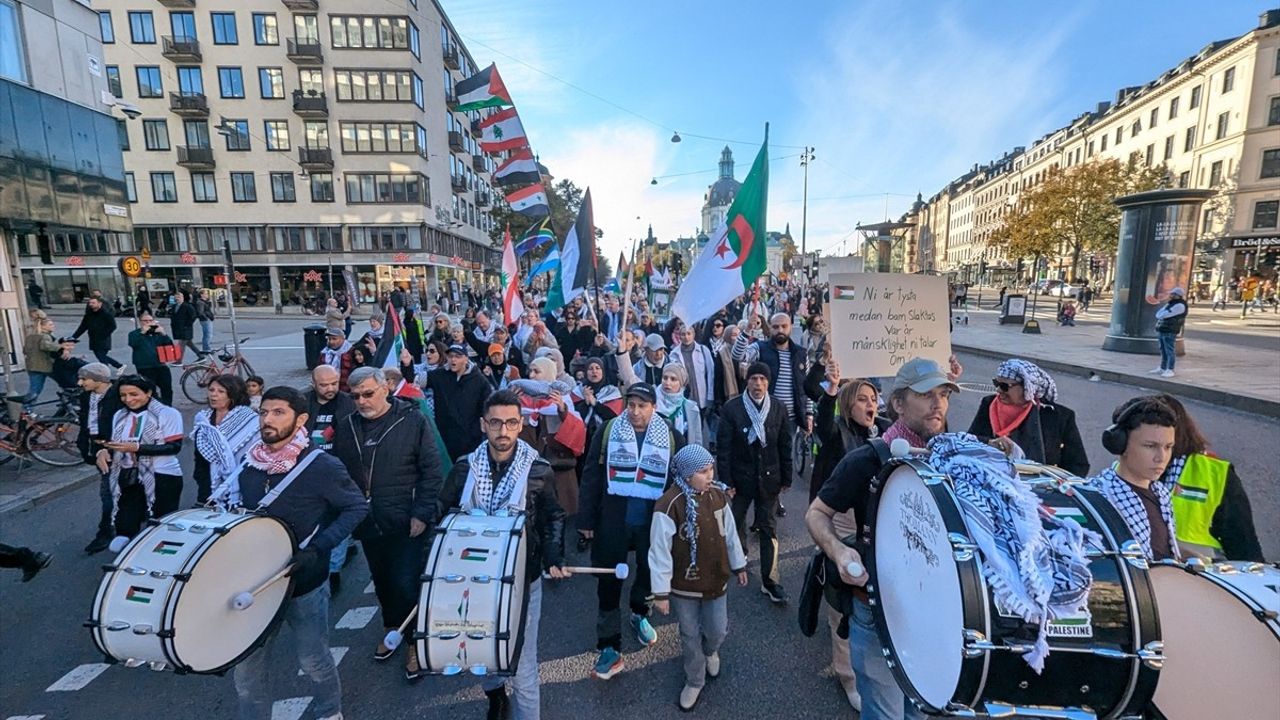 İsveç'te Gazze ve Lübnan Saldırılarına Protesto