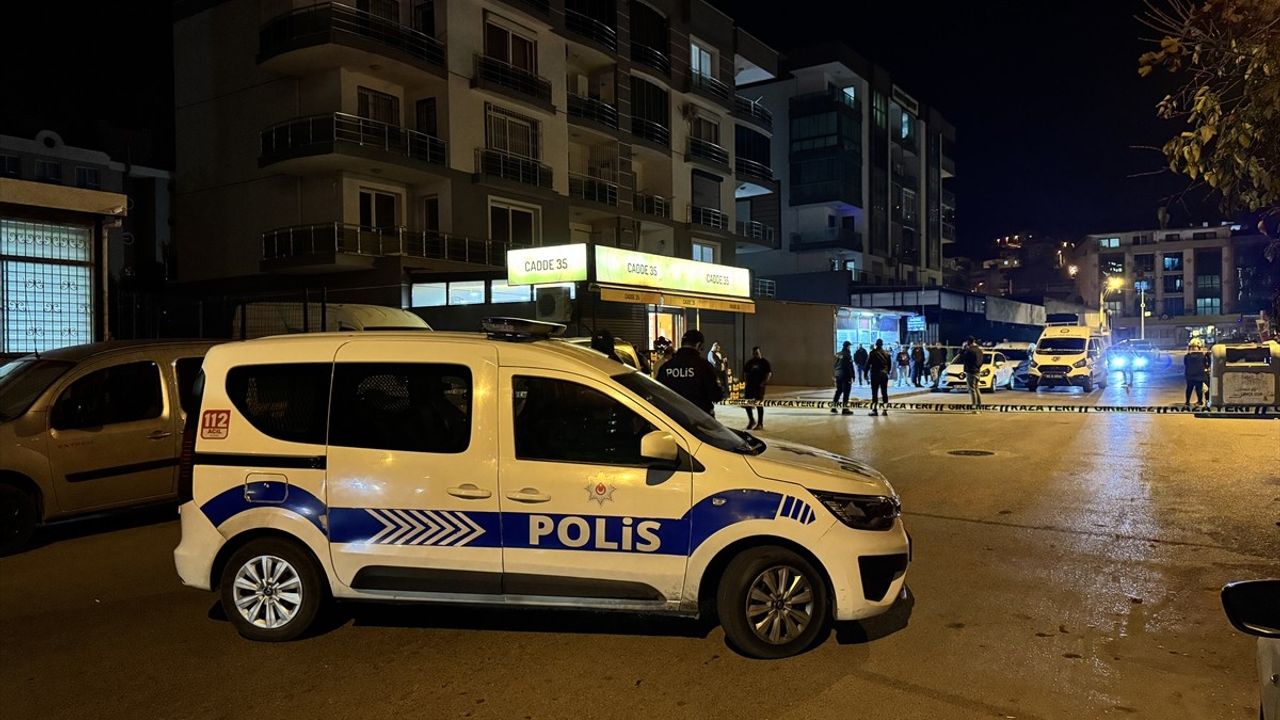 İzmir'de Polis Memuru Silahlı Kavgada Hayatını Kaybetti