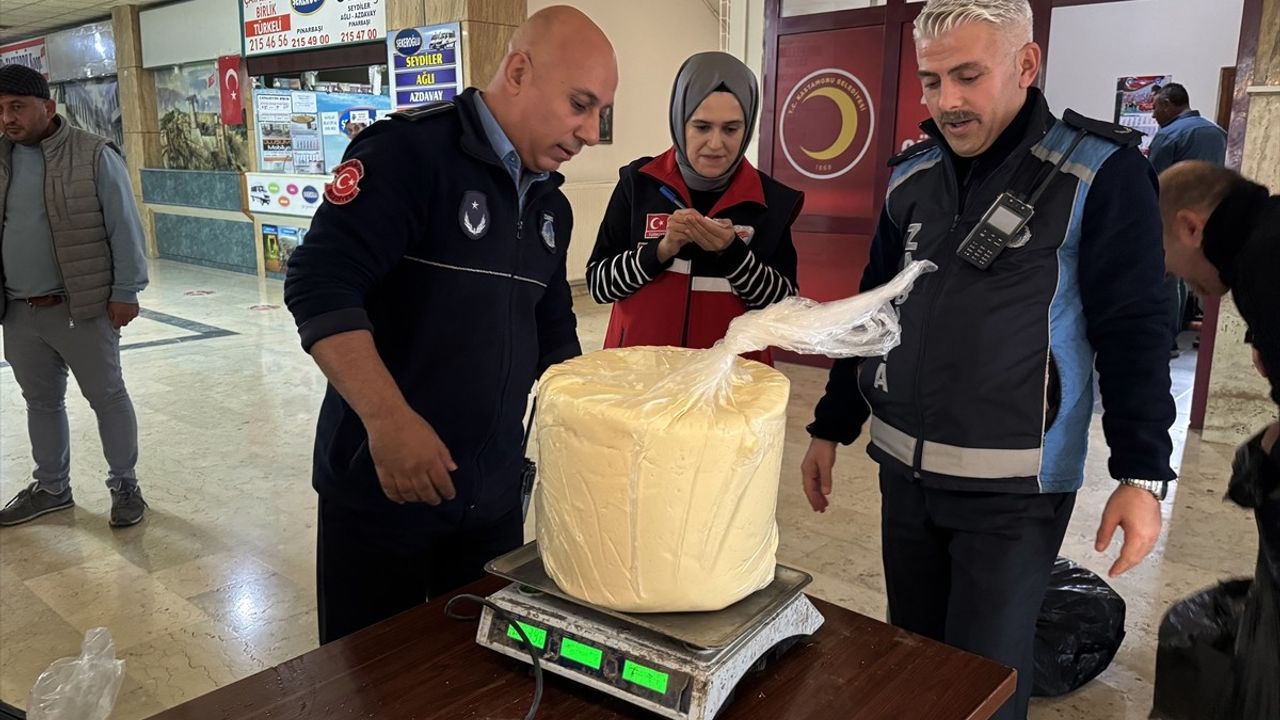 Kastamonu'da Kaçak Tereyağı ve Peynir Operasyonu