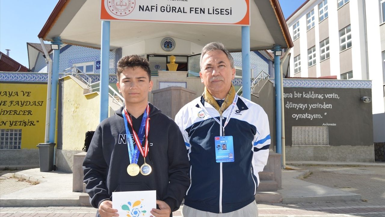 Kütahyalı Öğrenci Doruk Cengiz'in Dron Yarışmalarındaki Başarısı