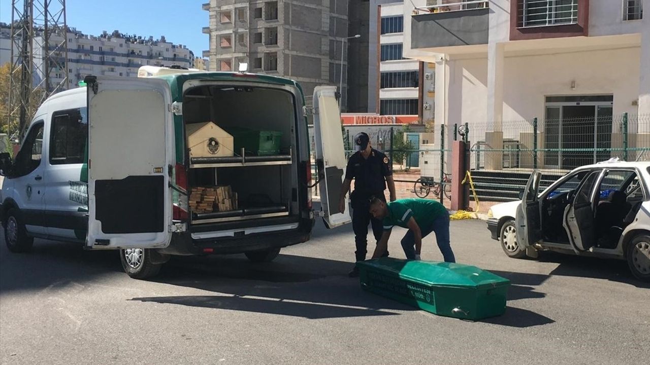 Mersin'de Trajik Olay: Karısını Öldüren Kişi İntihar Etti