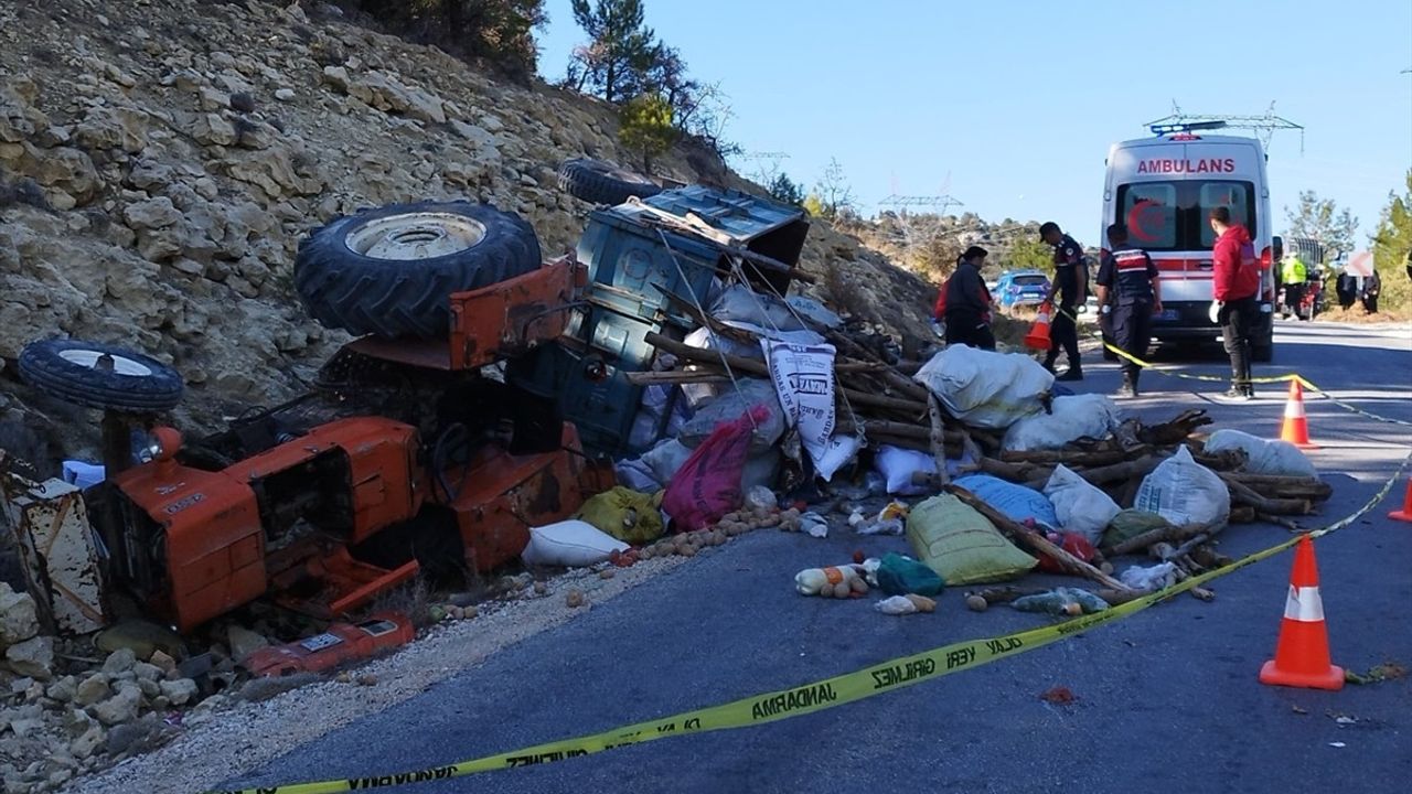 Mersin'de Traktör Kazası: 1 Ölü 1 Yaralı