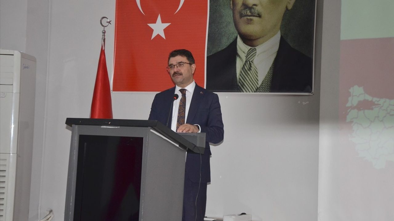 Muş'ta İmam Hatip Okulları Değerlendirme Toplantısı Yapıldı