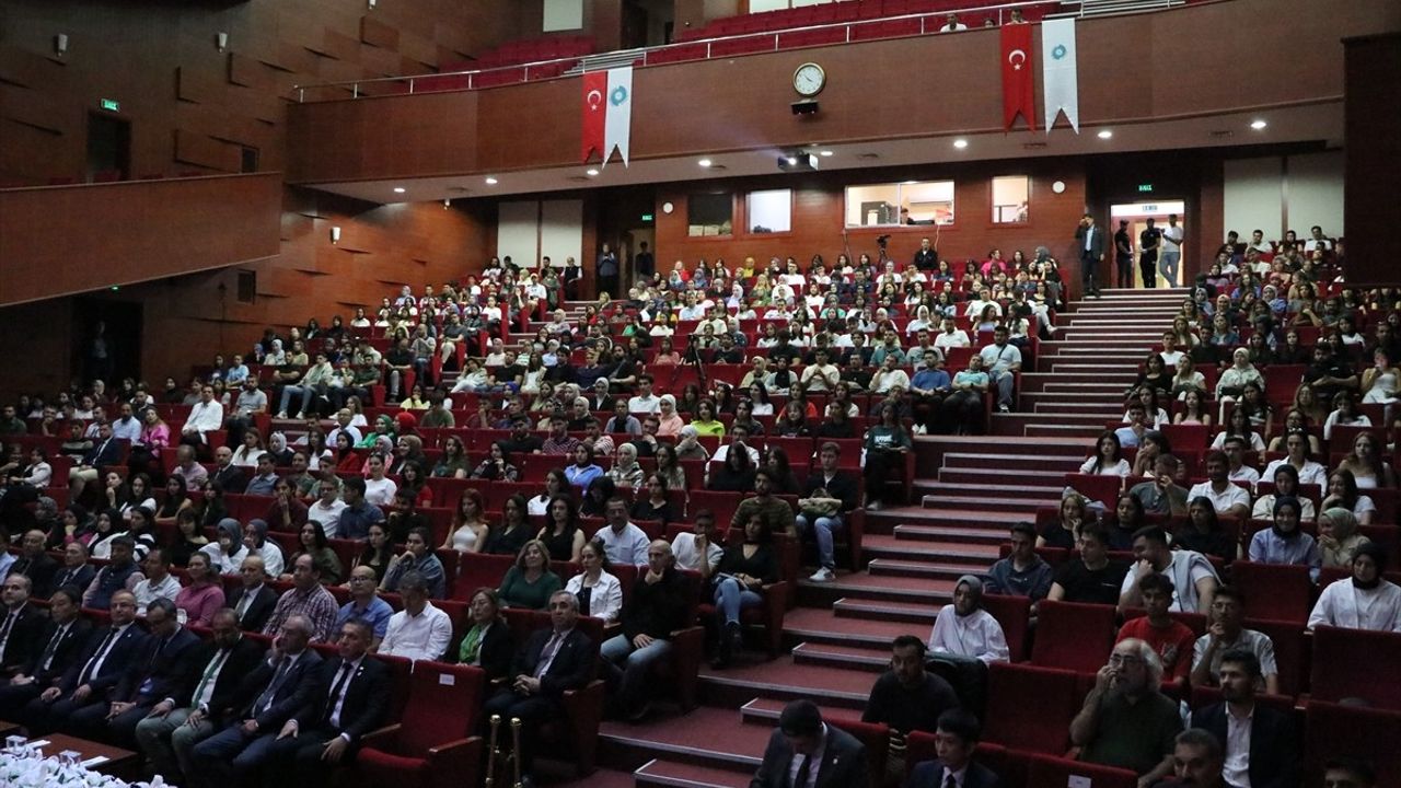 Niğde'de Türk-Japon İlişkilerinin 100. Yılı Paneli