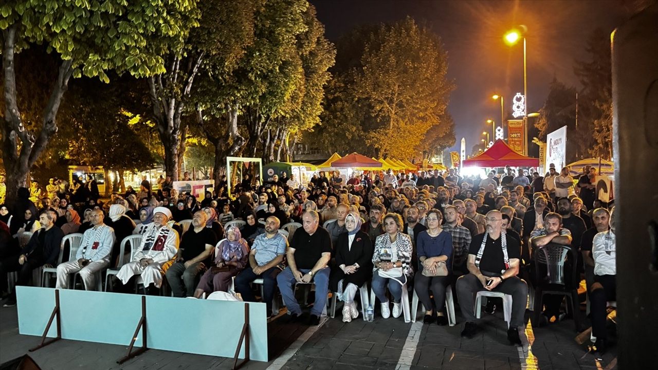 Sakarya'da Filistin'e Destek İçin Çadır Nöbeti Tutuluyor