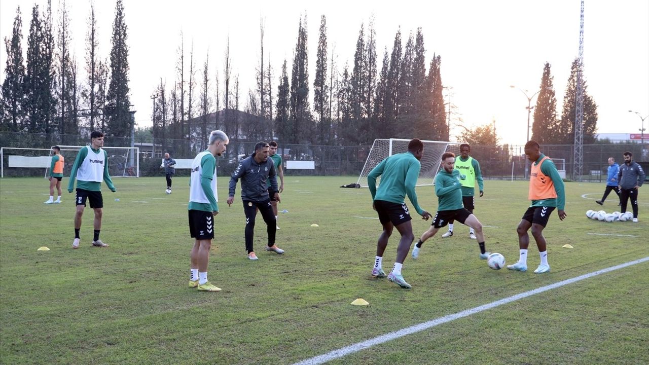 Sakaryaspor Bandırmaspor Maçına Hazırlanıyor