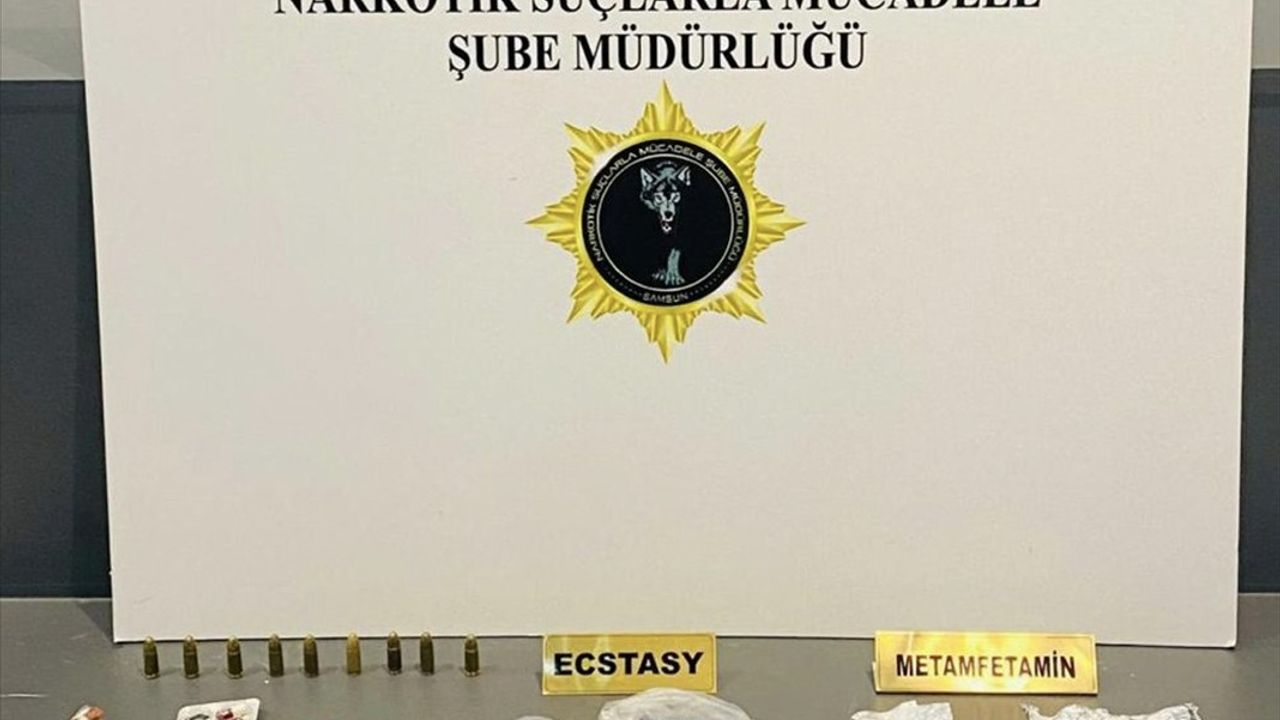 Samsun'da Uyuşturucu Operasyonu: 2 Gözaltı