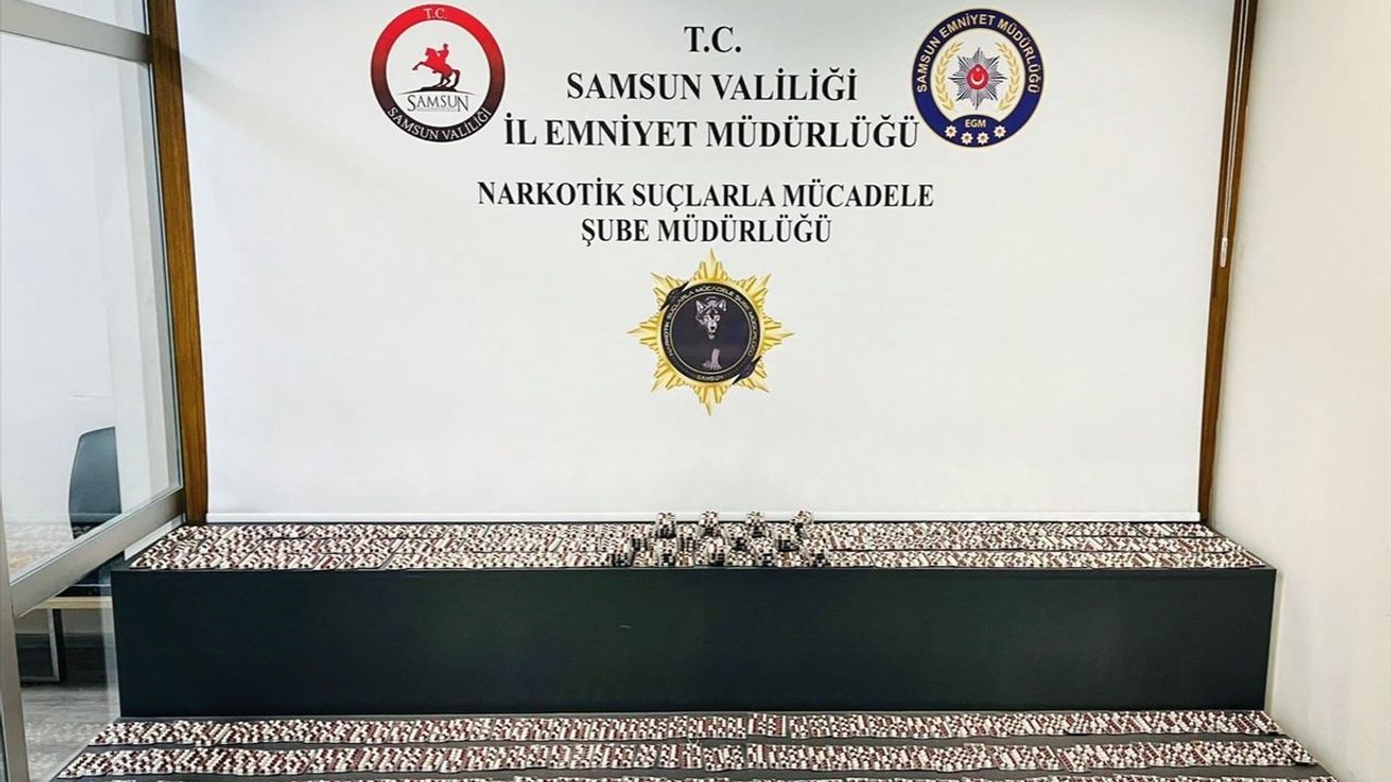 Samsun'da Uyuşturucu Operasyonu: 5 Bin 530 Sentetik Hap Ele Geçirildi