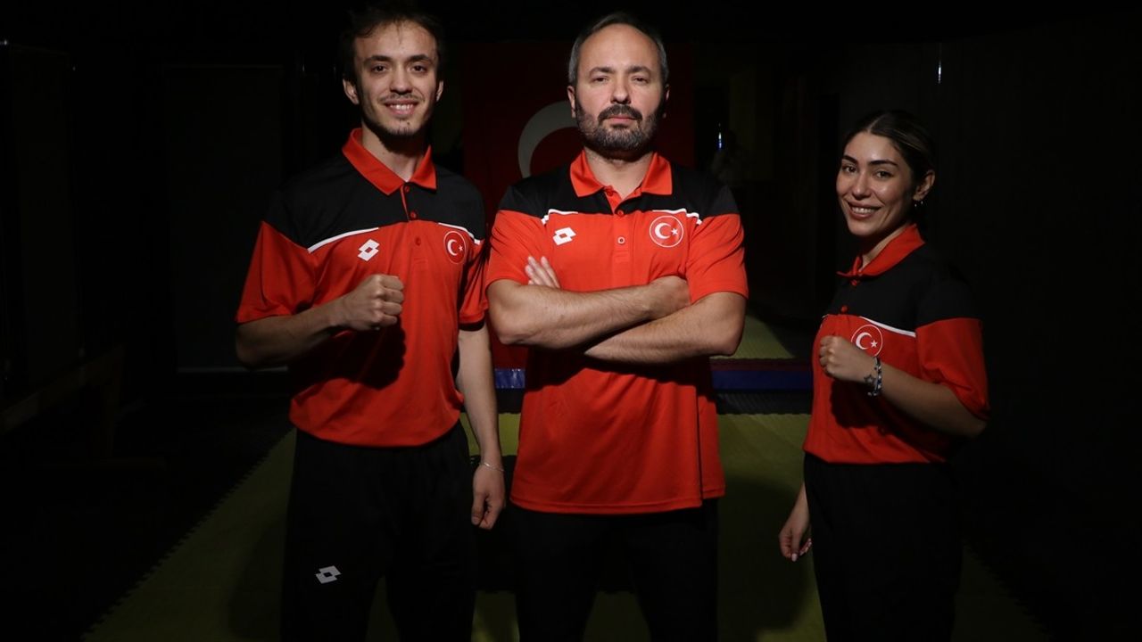 Savate Sporunda Tarihi Katılım: Aybüke ve Raşit Dünya Şampiyonasında