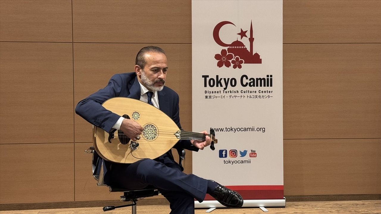 Tokyo Camisi İmamı Adem Levent, Müzik ve Mütercimlik ile Yeni Bir Dönem Başlatıyor