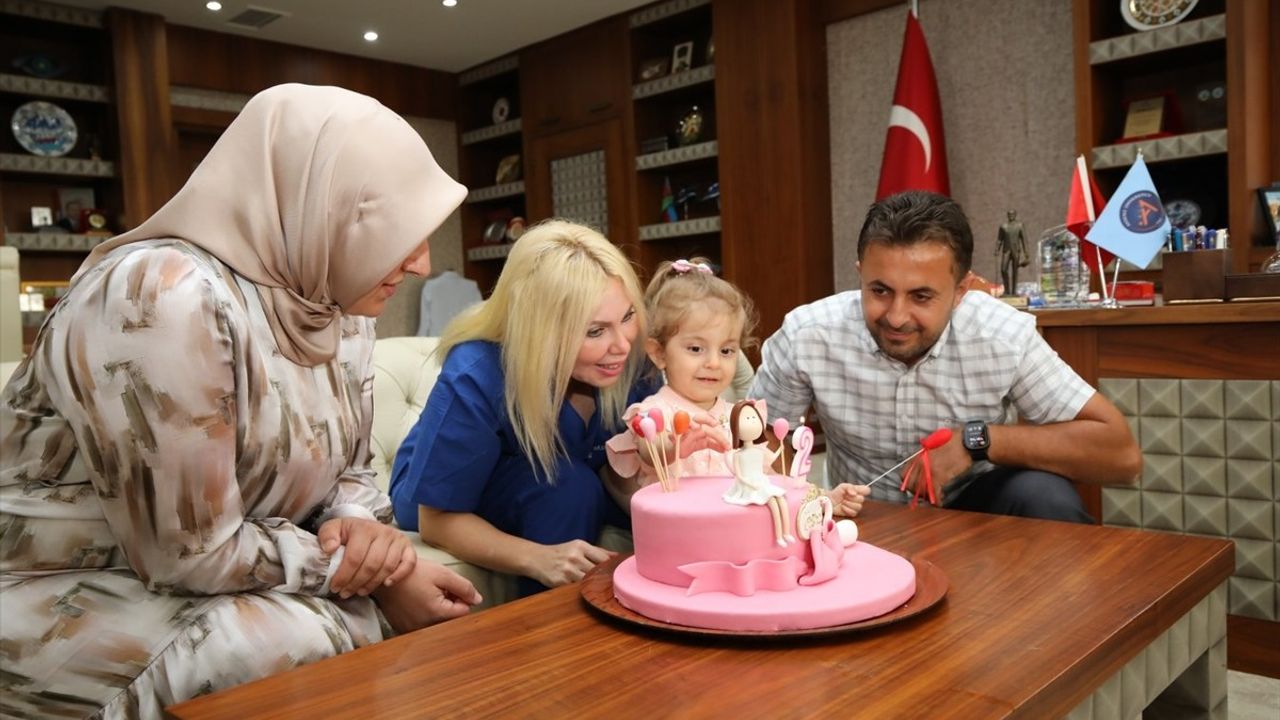 Türkiye'nin İkinci Rahim Nakli Hastası Havva Erdem'in Bebeği İki Yaşında