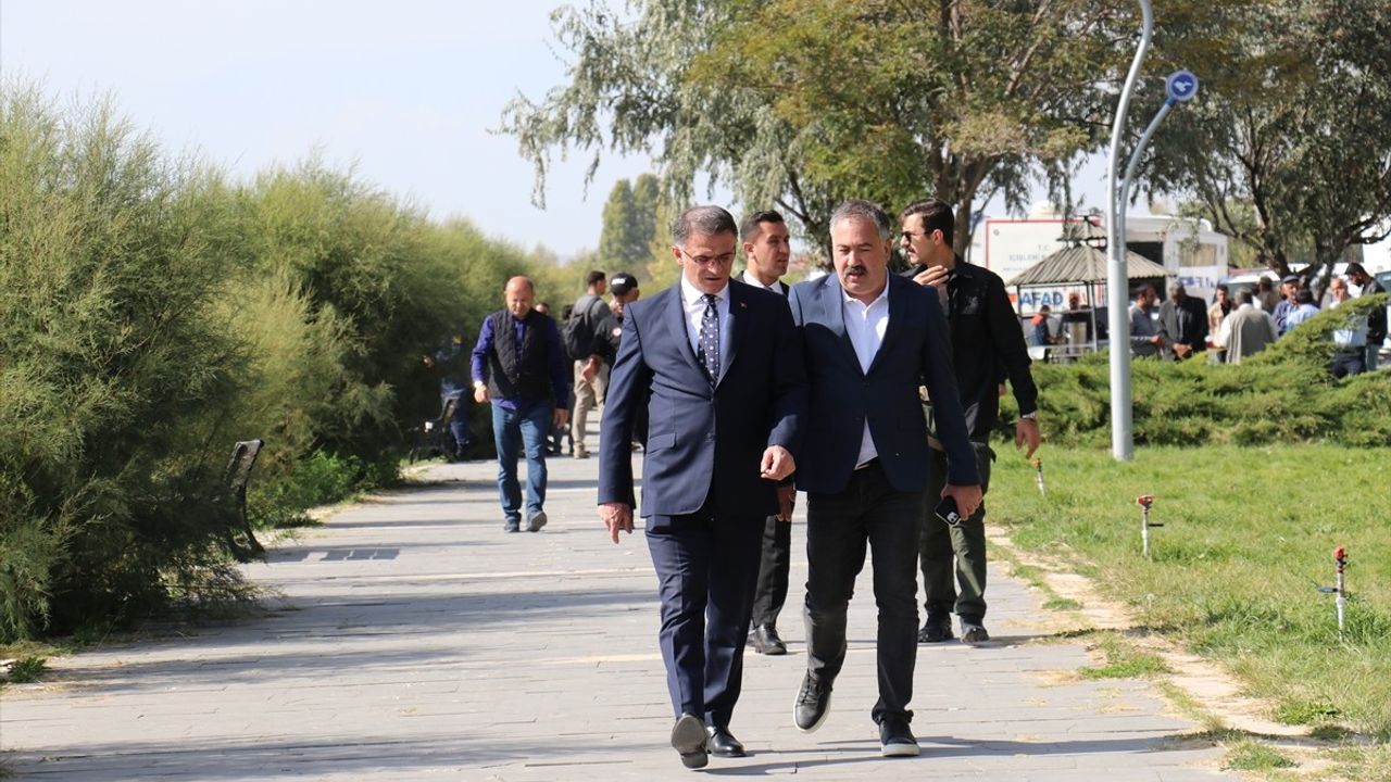 Van'da Kayıp Üniversite Öğrencisi İçin Arama Çalışmaları 16. Gününde Devam Ediyor