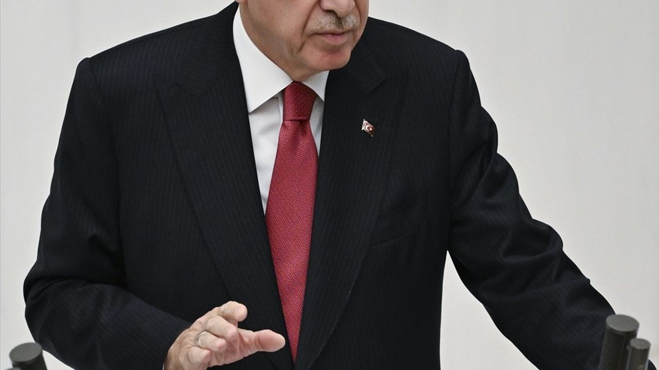 Yeni Anayasa Tartışmaları: Cumhurbaşkanı Erdoğan'dan Önemli Açıklamalar