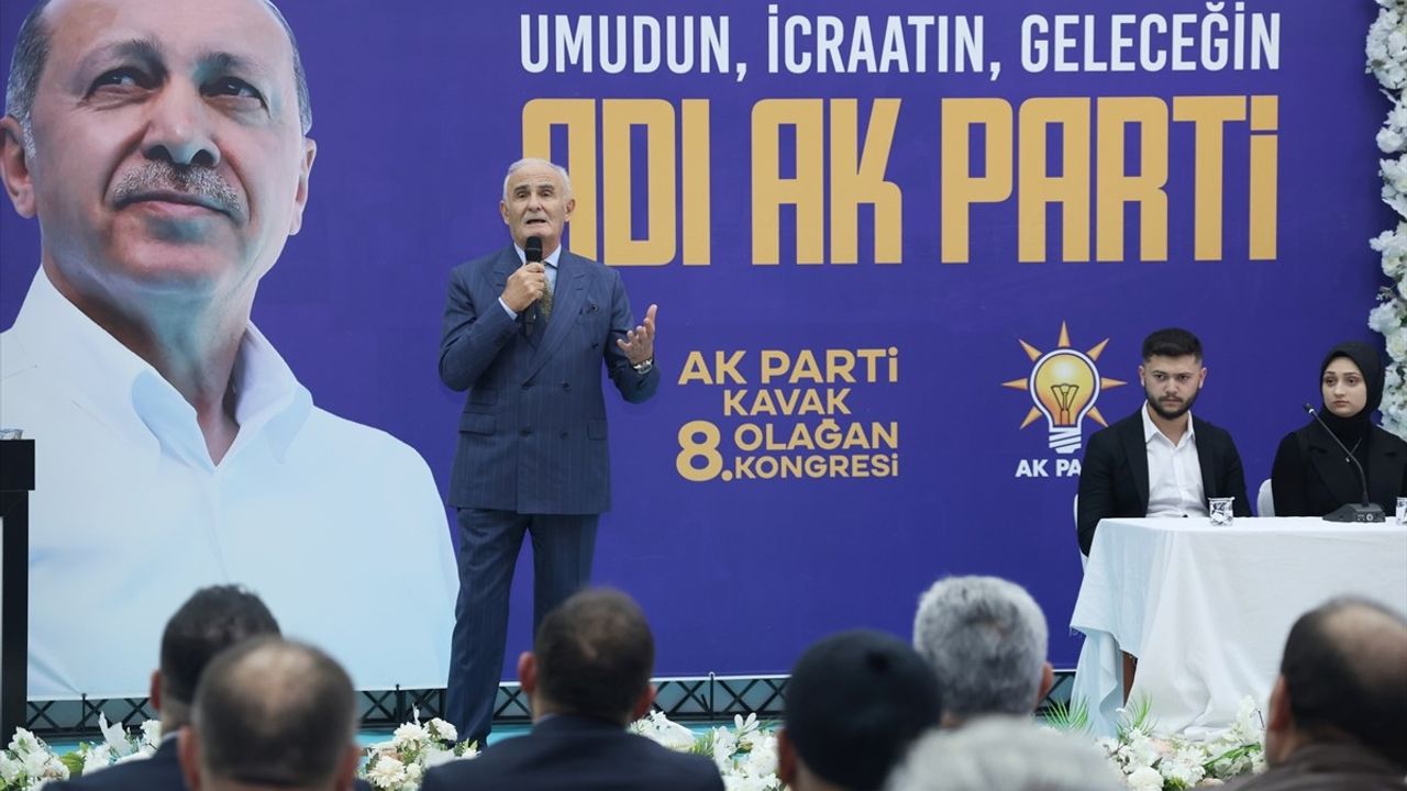 AK Parti'den Kavak'larda Güçlü Mesajlar