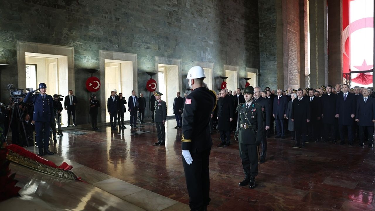 Atatürk'ü Anma Töreni Anıtkabir'de Gerçekleşti