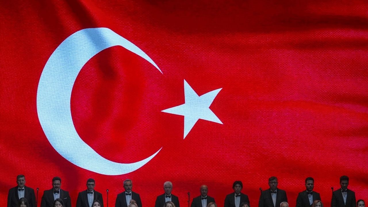 Atatürk'ü Anma Töreni'nde Cumhurbaşkanı Erdoğan'ın Mesajları