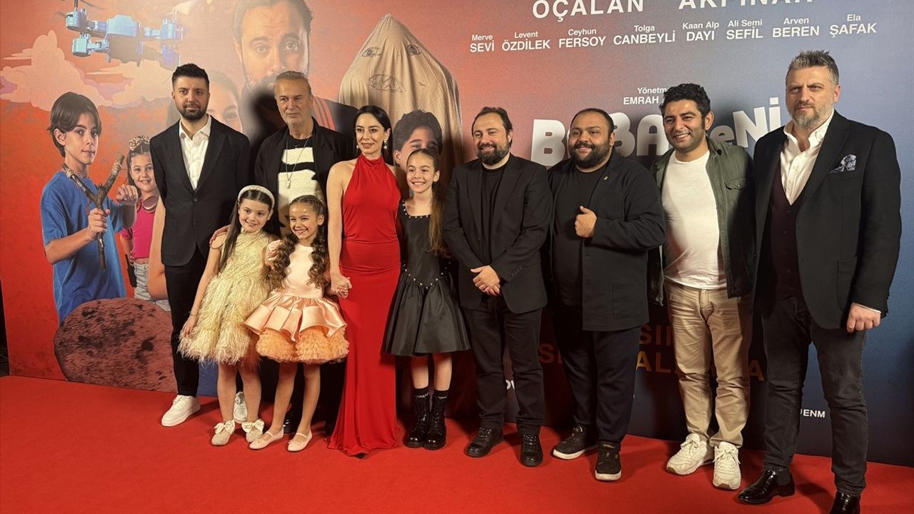 Baba Beni Güldürsene Filminin Galası İstanbul'da Gerçekleşti