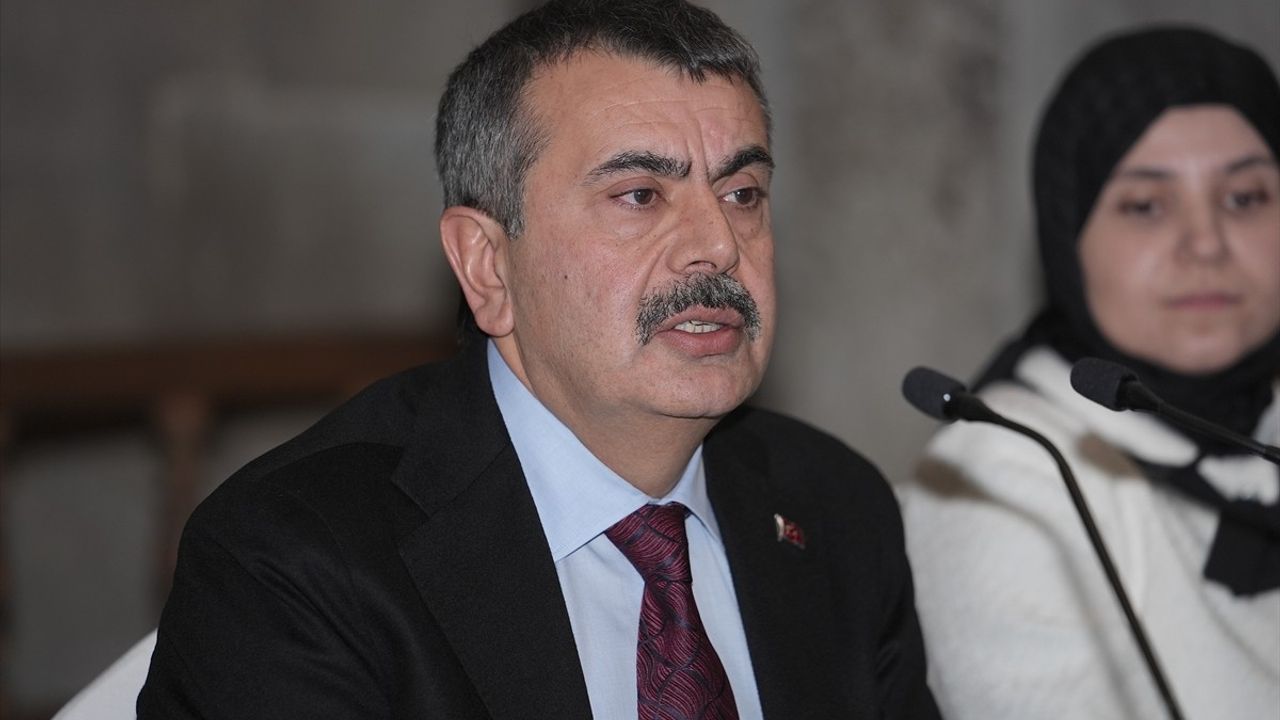 Bakan Tekin: 2025'te 300 Bin Öğretmen Unvan Alacak