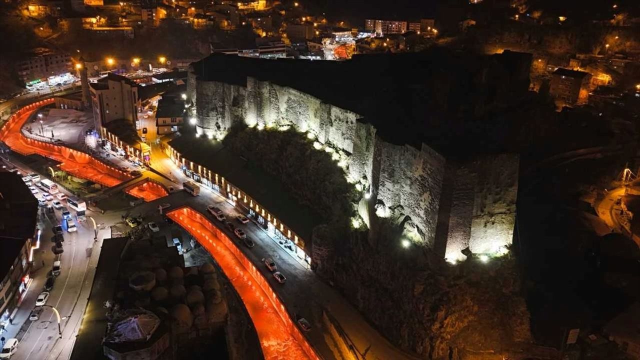 Bitlis'te Tarihi Alanlar Yenileniyor