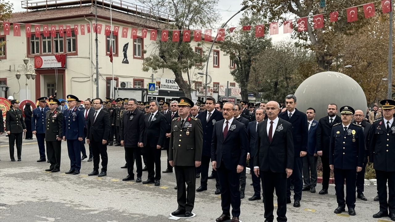 Büyük Önder Atatürk'ü Anma Törenleri