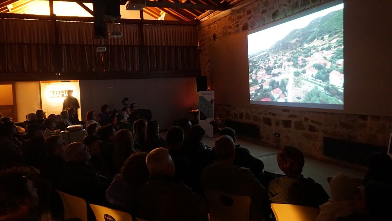 Çanakkale'de 'Muhacir Geleneği: Camal' Belgeselinin İlk Gösterimi Gerçekleşti