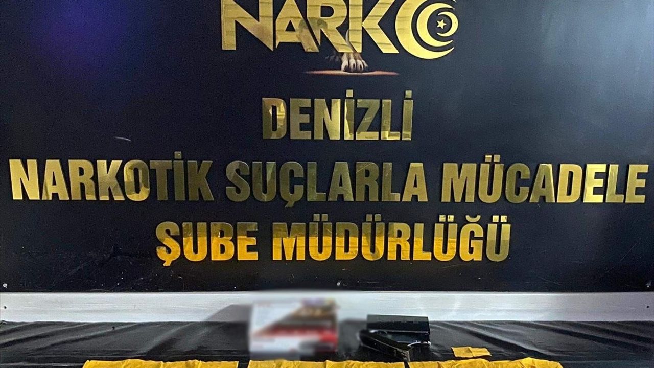 Denizli'de Uyuşturucu Operasyonu: Otomobilden Çıkan Sentetik Madde