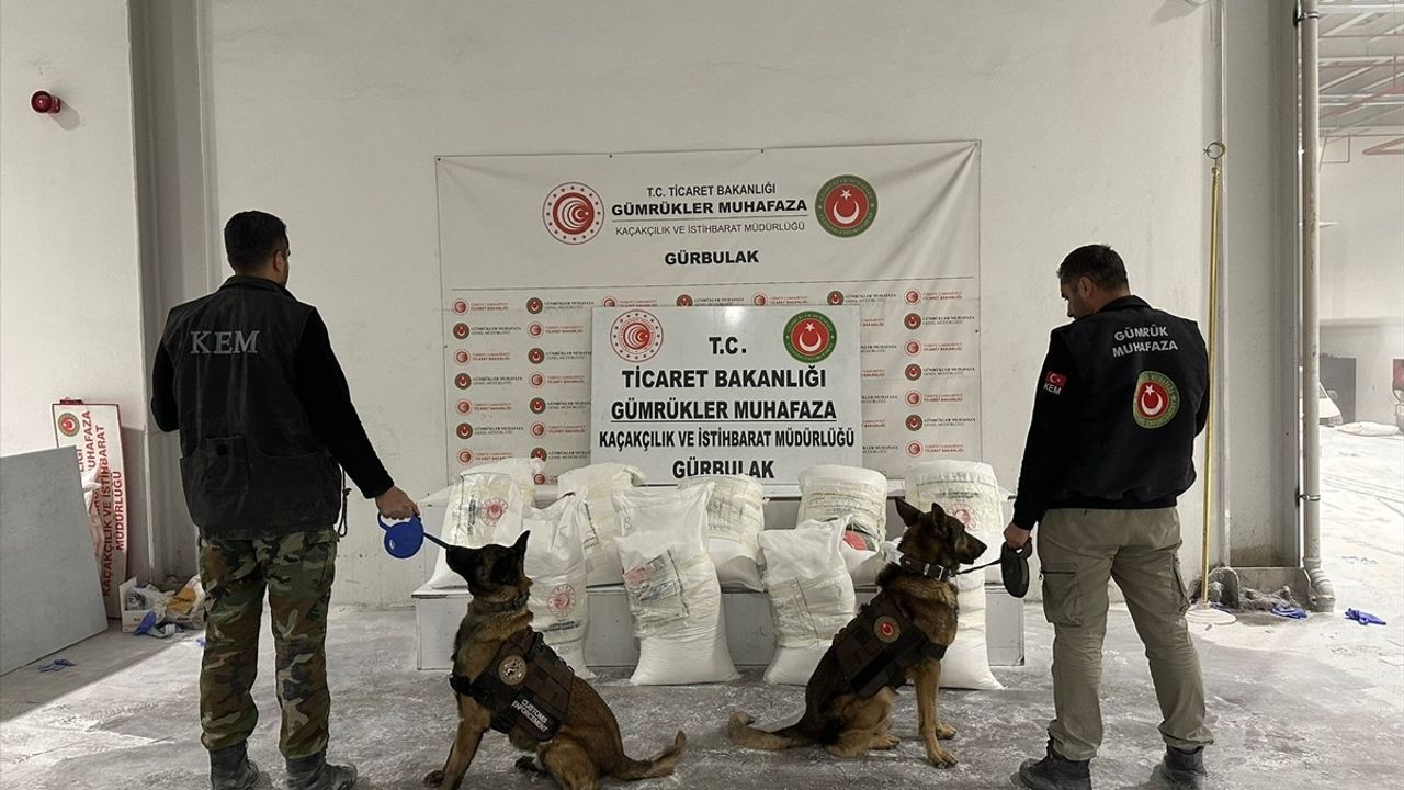 Gürbulak Sınır Kapısı'nda Rekor Uyuşturucu Yakalandı