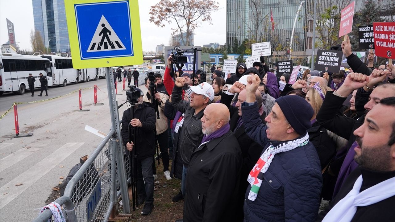 HAK-İŞ Kadına Yönelik Şiddeti Protesto Etti