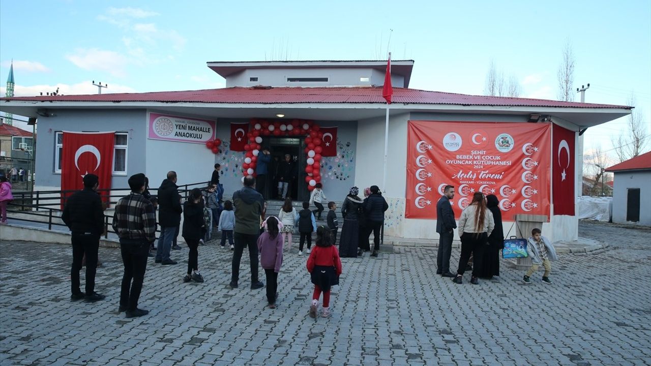 Hakkari'de Şehit Bebek ve Çocuklar Anısına Kütüphane Açıldı