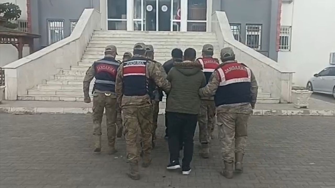 Iğdır'da Göçmen Kaçakçılığı Operasyonu